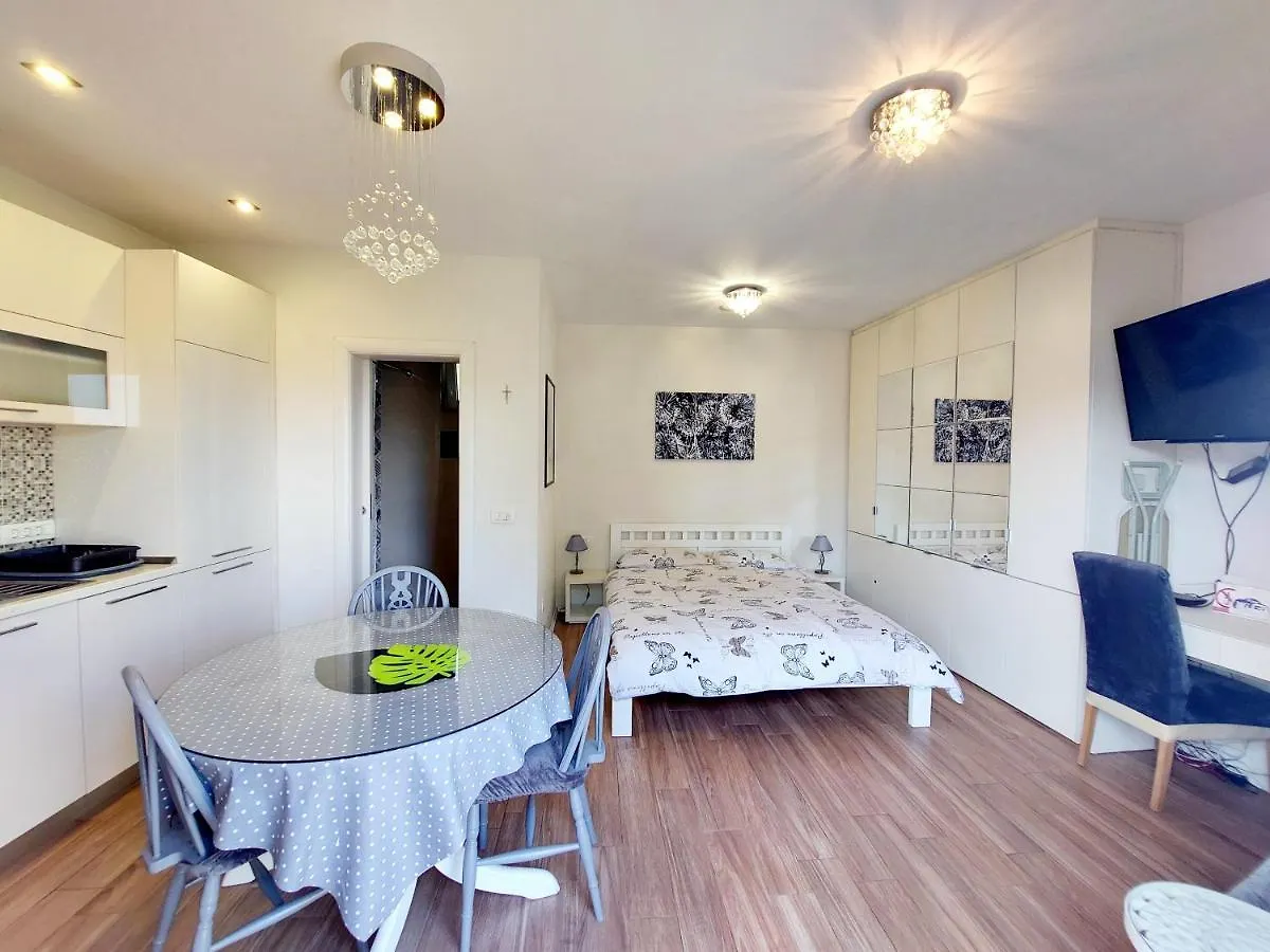 Kula Park Studio Split Apartment